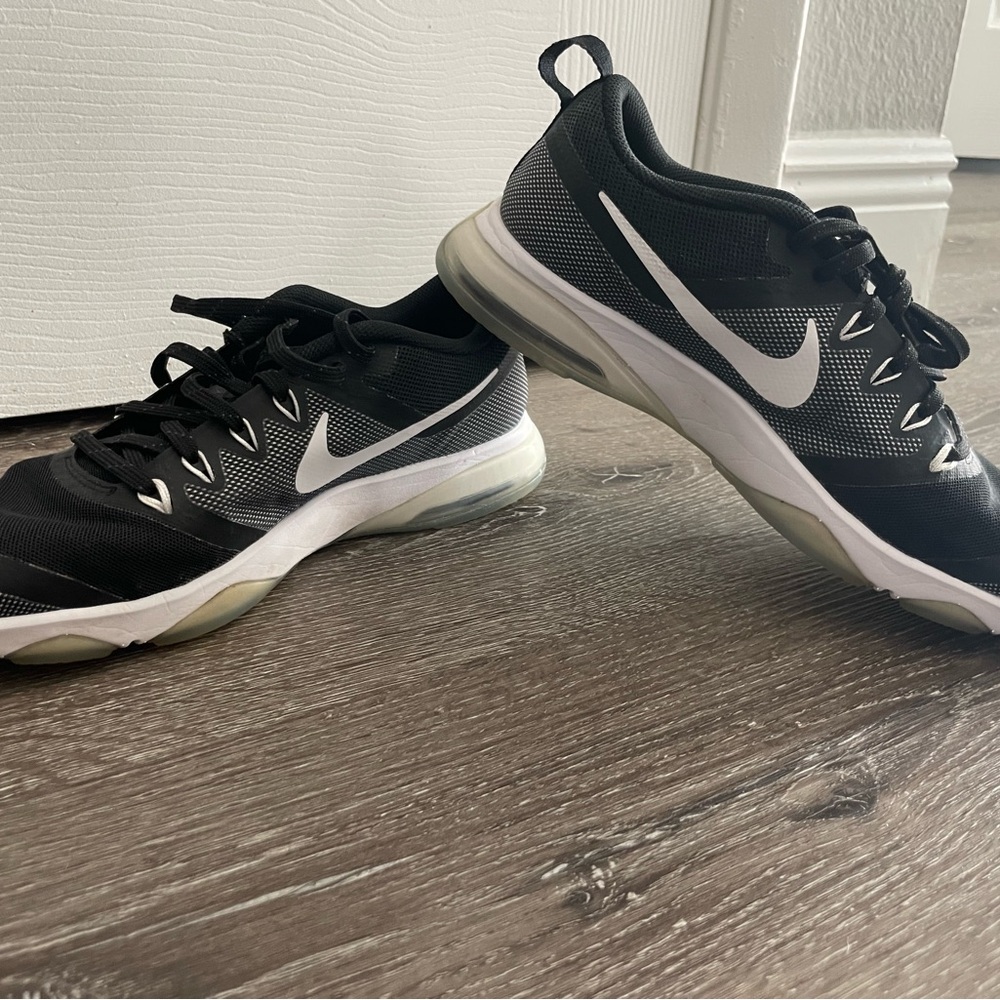 Nike Black and White Training Sneakers women’s size 10